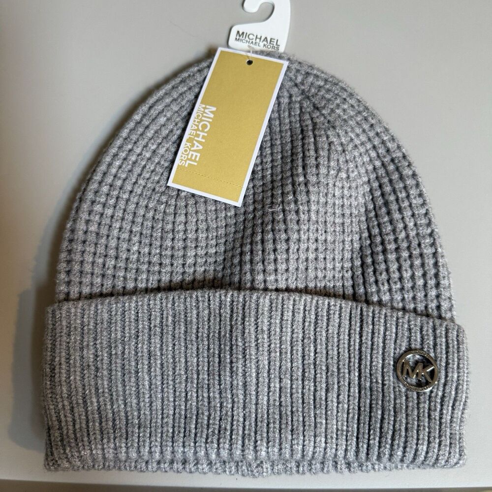 Michael Kors Adult Women’s Gray Logo Cuff Knit Warm Beanie Hat NWT
